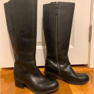 Clark’s Size 8 Knee Boots - Like NEW